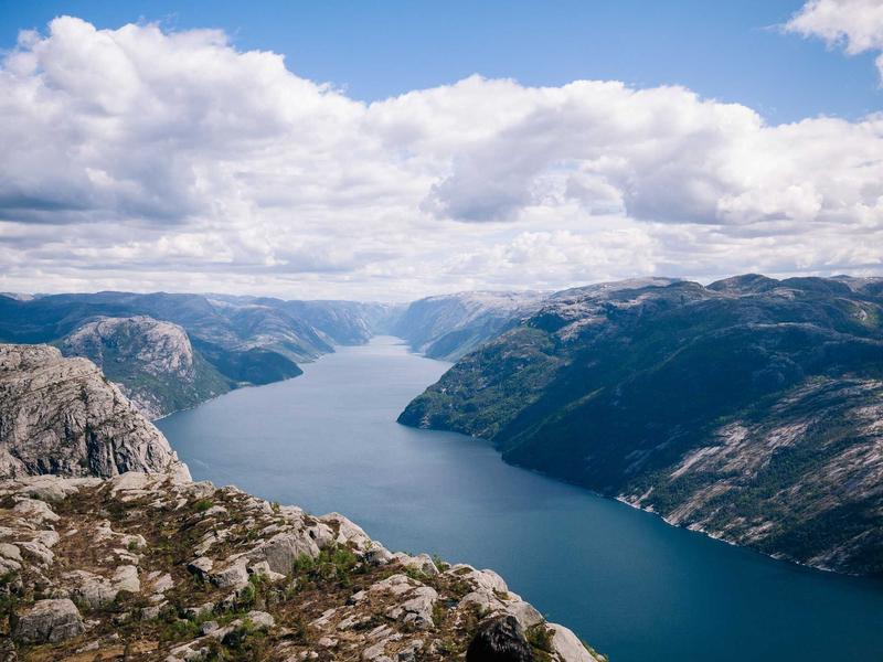 Steam专业养号<br>新号老号防红限制稳定权重养号